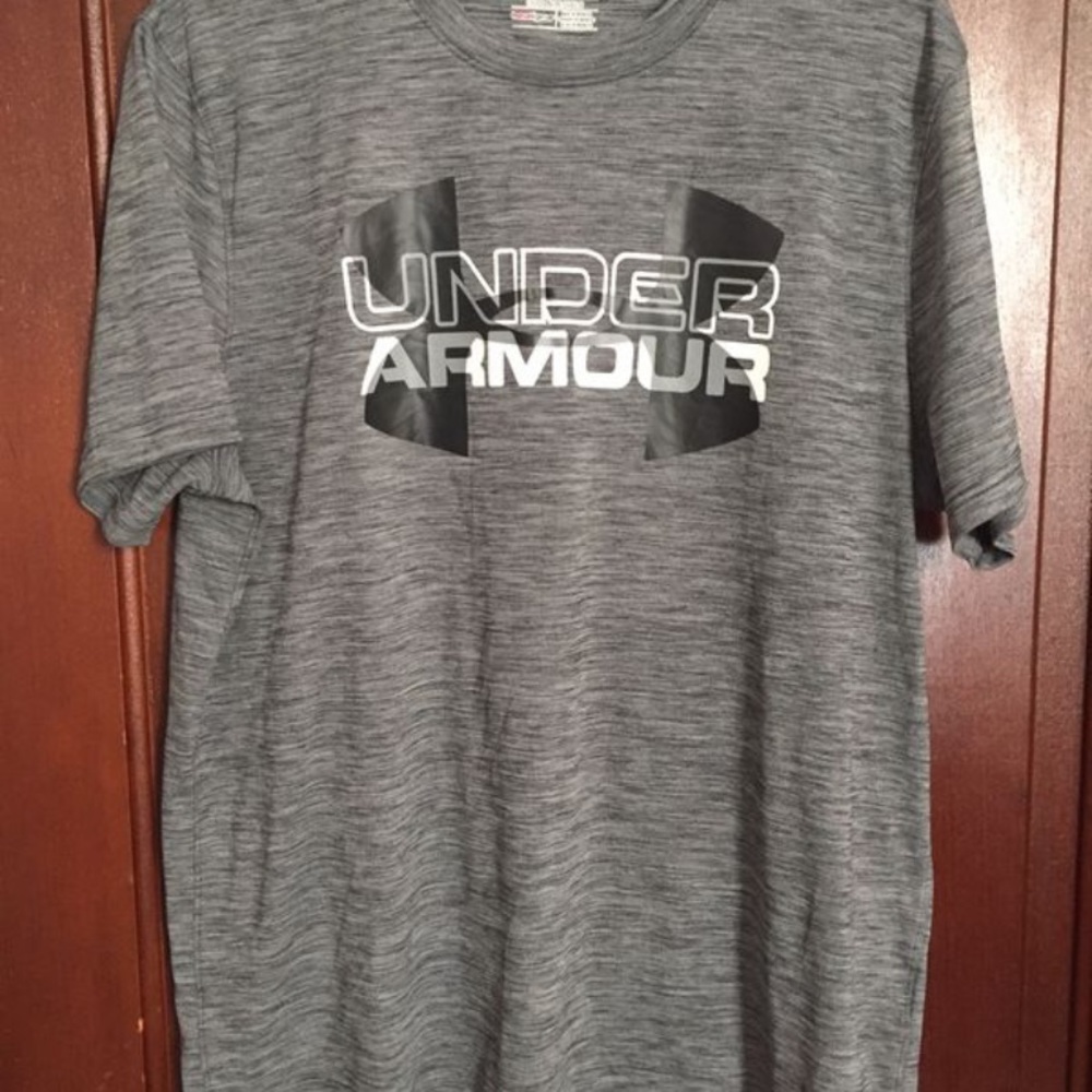 Grey Under Armour T-Shirt